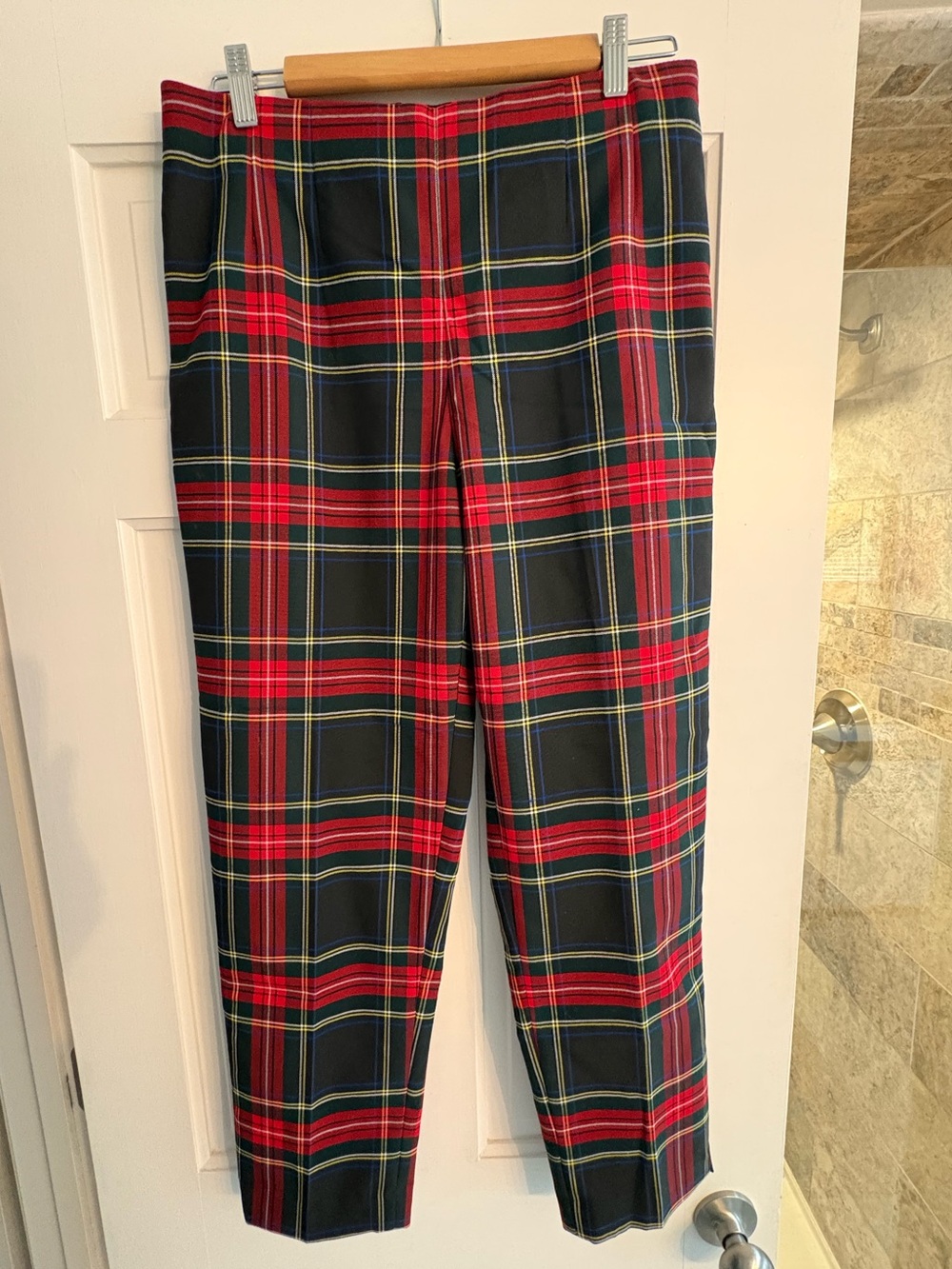 Chaps Women’s size 10 Tartan Plaid pants